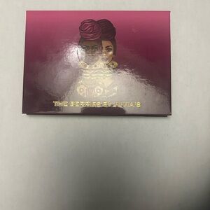 Juvia Place eyeshadow palettes, New no boxes!!!